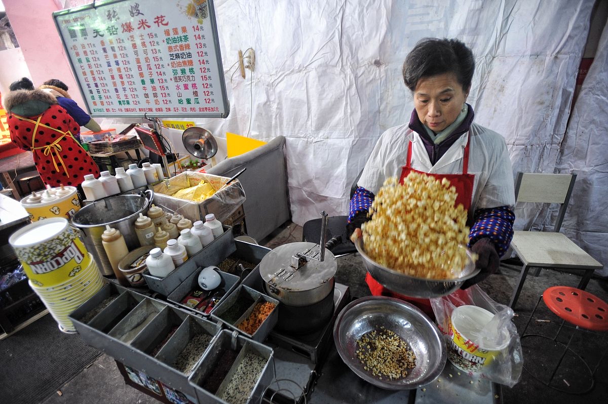 早餐米粉摊位(早餐米粉店需要准备什么东西)