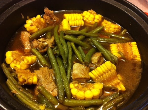 炖芸豆的家常做法(红烧肉炖芸豆的家常做法)