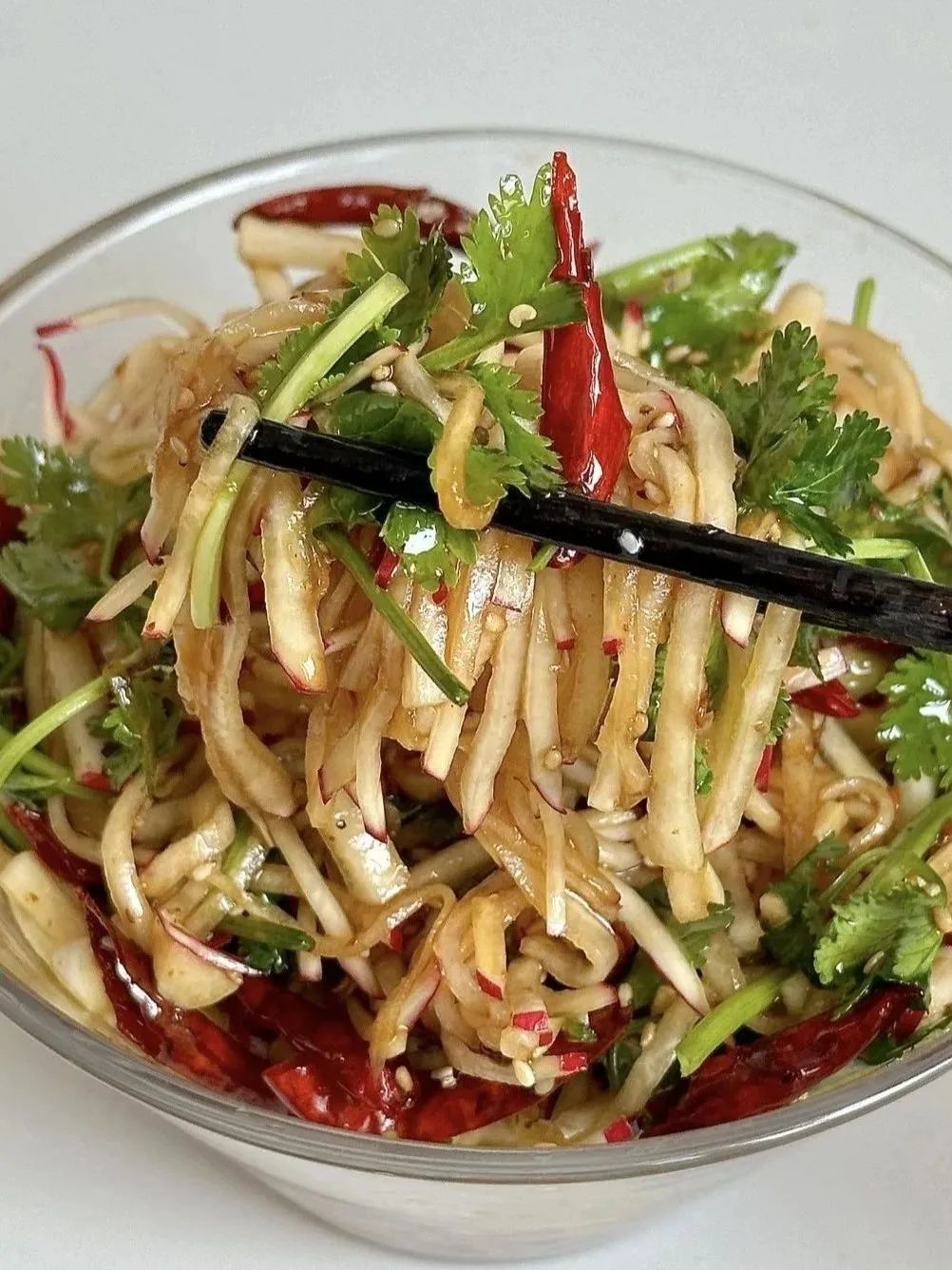 做萝卜凉菜(萝卜凉菜怎么做好吃窍门)