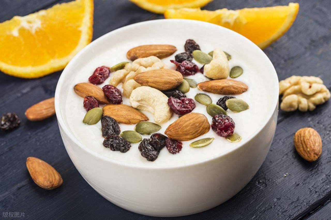 早餐只喝酸奶减肥吗(早餐只喝酸奶减肥吗会反弹吗)