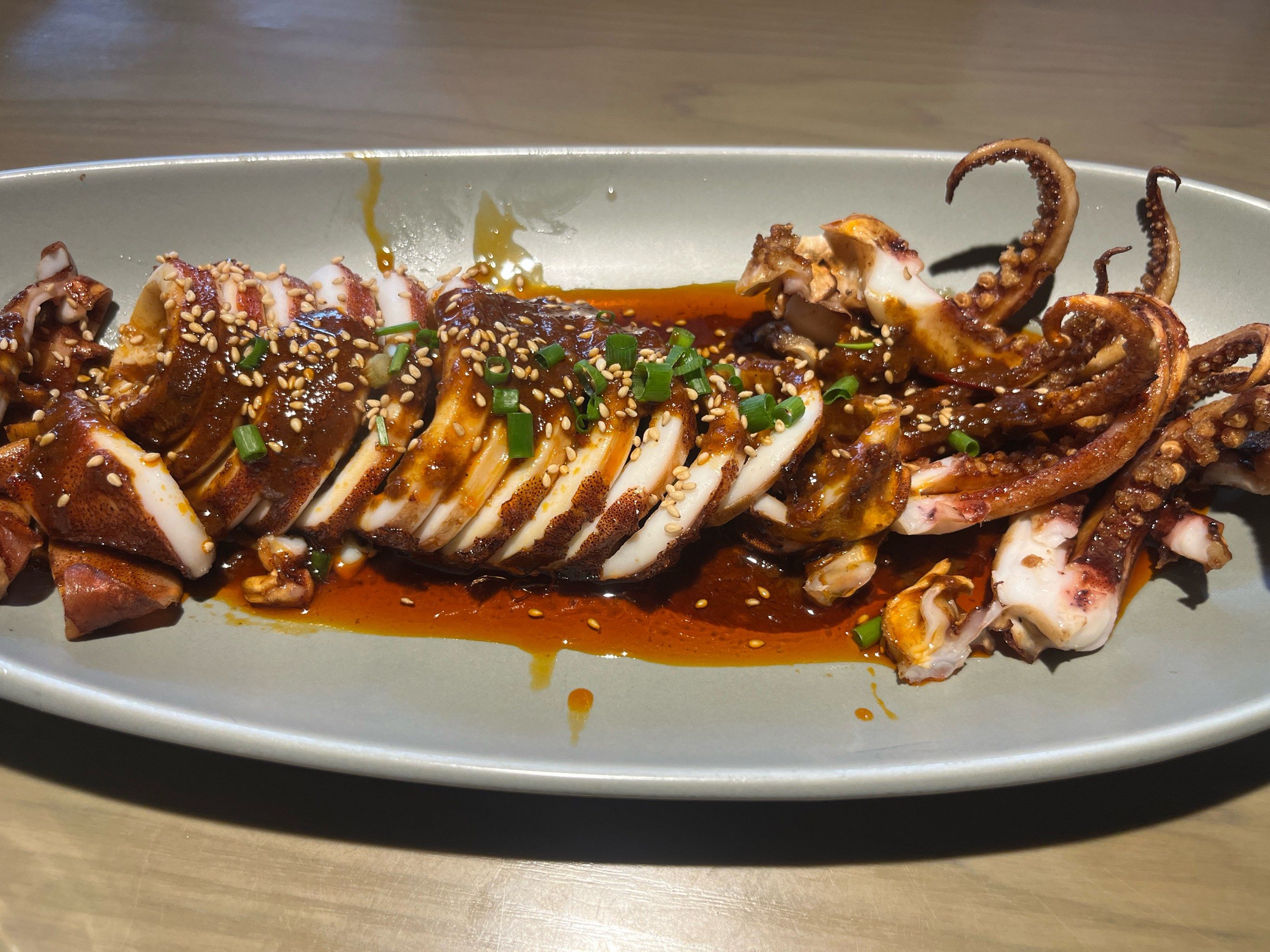 特色鱿鱼烧烤(家庭烧烤鱿鱼的做法和配料)