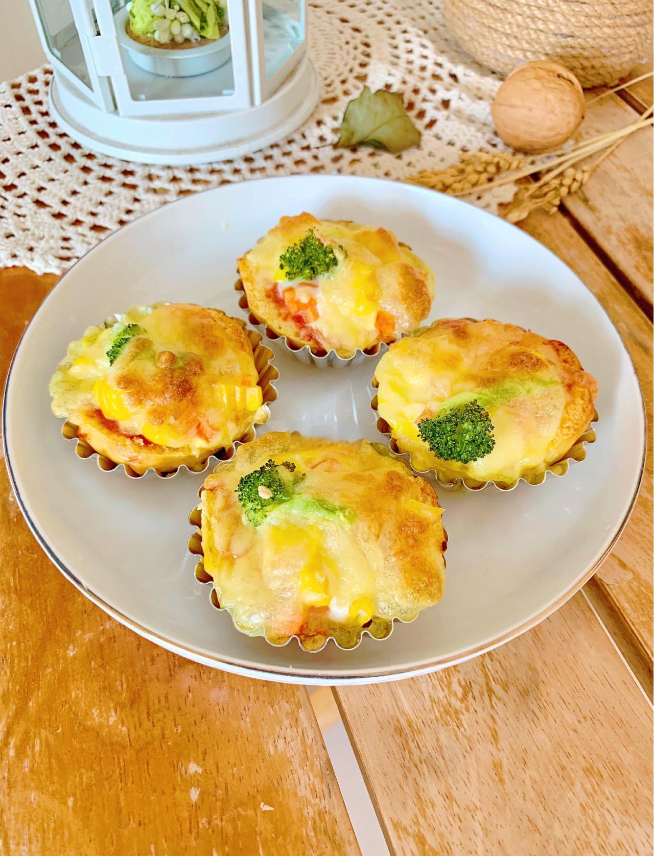 披萨的家常做法烤箱(披萨的做法大全烤箱视频教程)