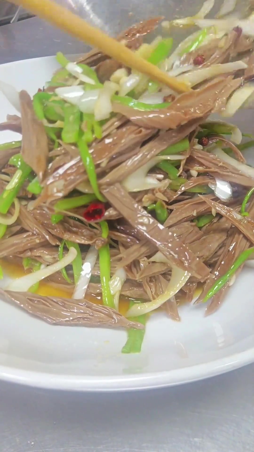 最有特色的凉菜(最有特色的凉菜是什么)