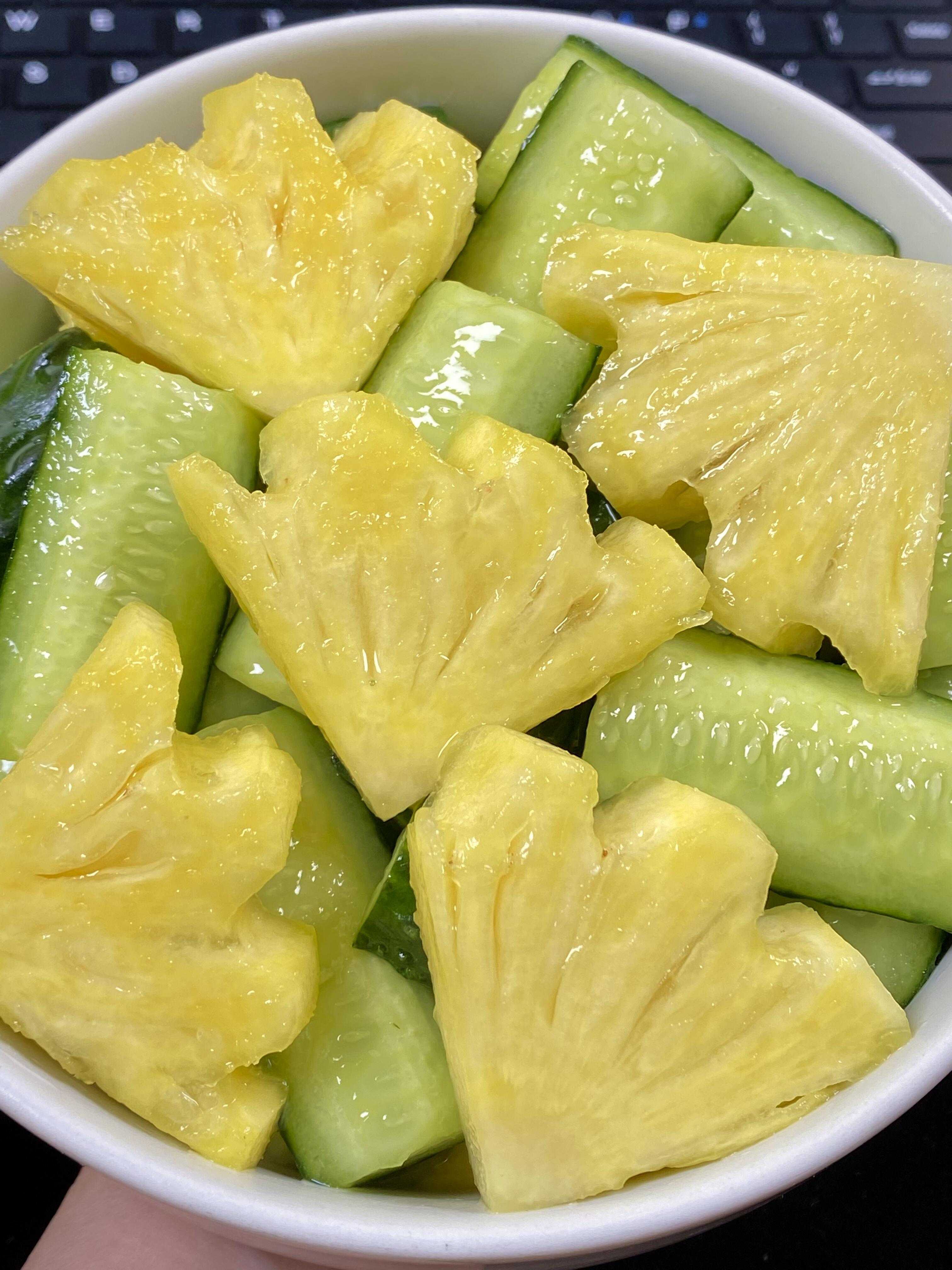 菠萝凉菜做法大全集(菠萝凉菜做法大全集窍门)