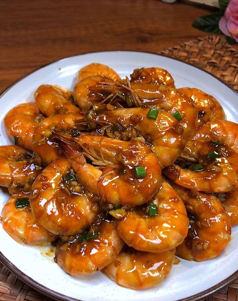 清蒸大虾的做法家常(清蒸大虾怎么做好吃窍门)