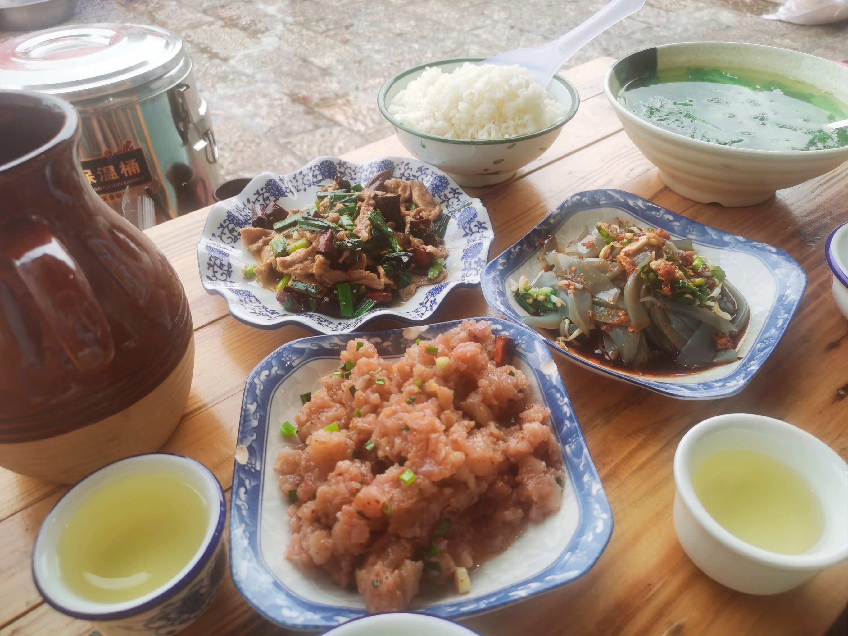 云南特色家常菜(云南特色家常菜做法大全)