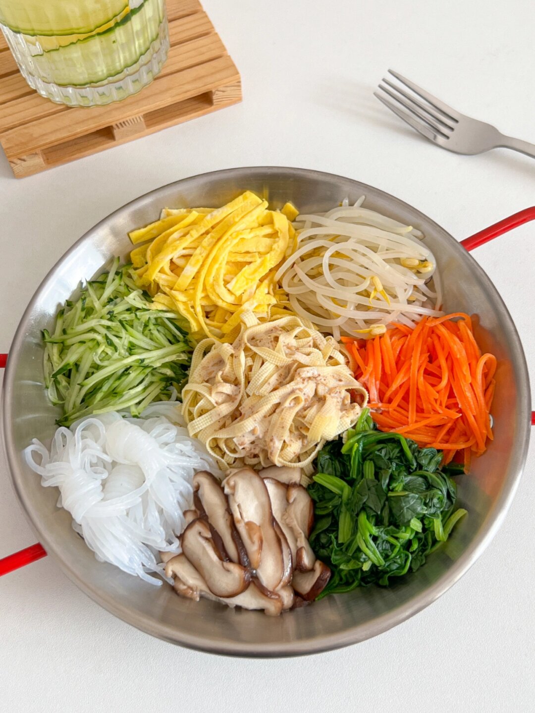 素菜撒拉料(素菜沙拉放什么调料)