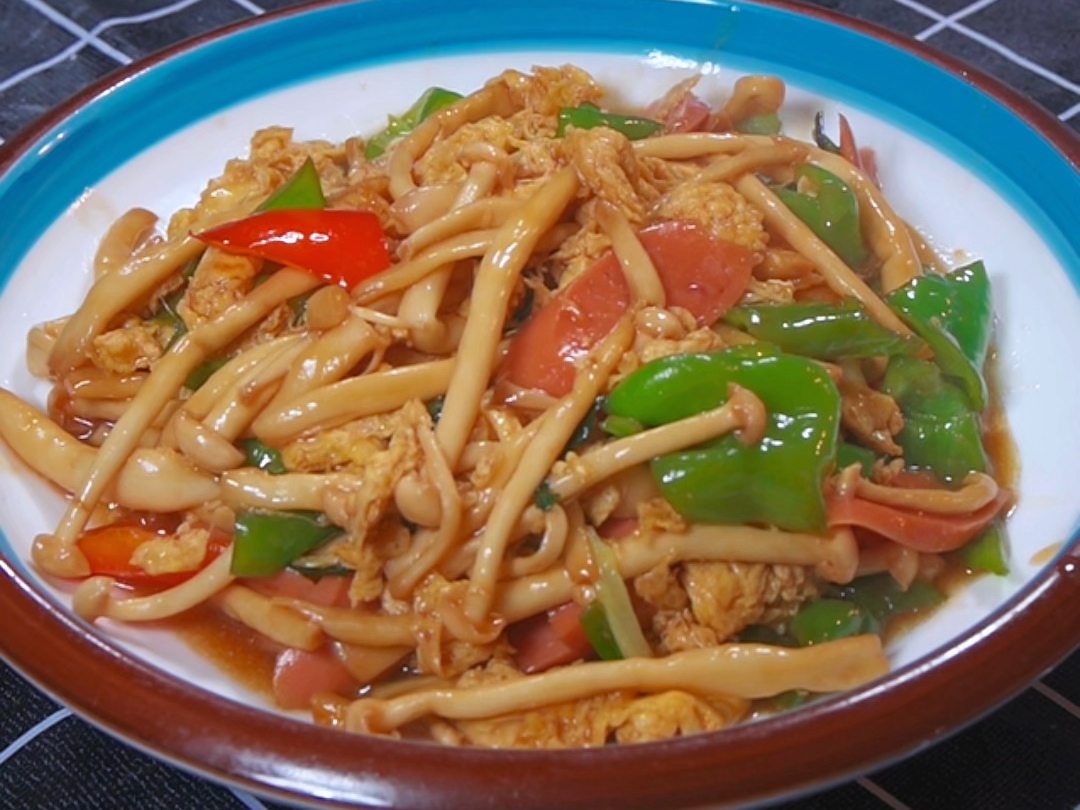 西餐早餐炒蘑菇(西餐早餐炒蘑菇的做法)