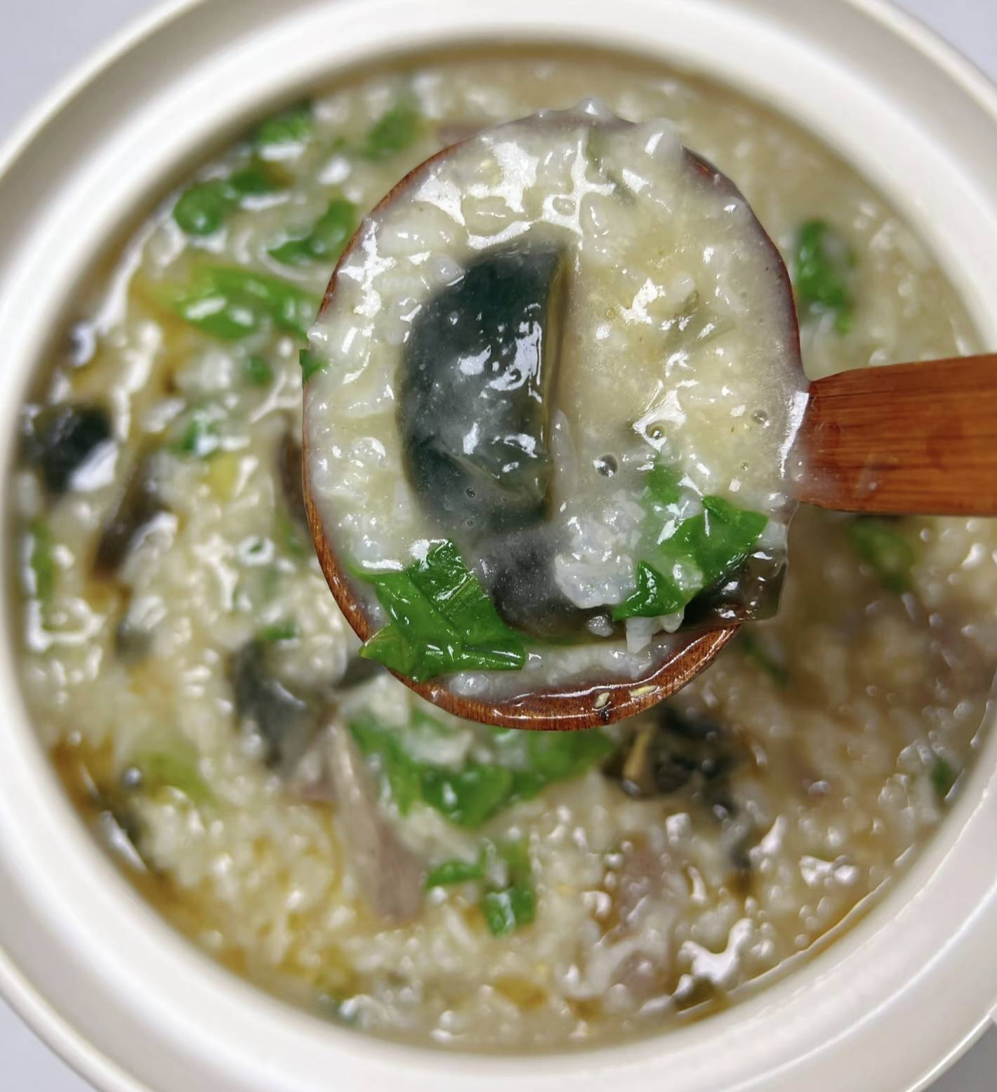 家常瘦肉汤的图片(普通的瘦肉汤的做法七八分钟)