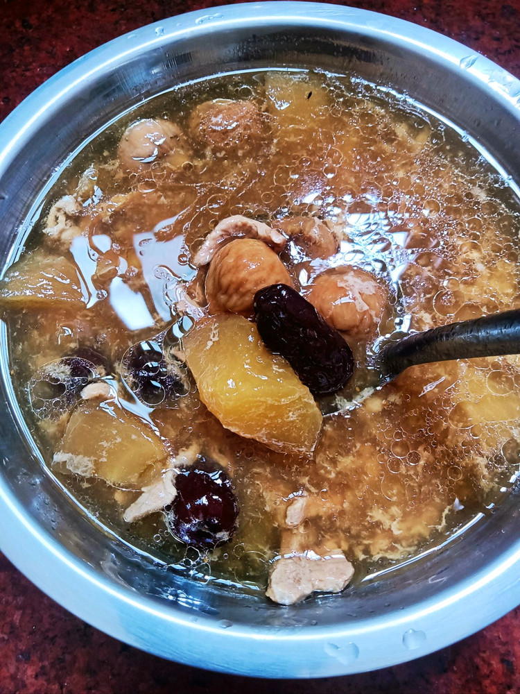 家常瘦肉汤的图片(普通的瘦肉汤的做法七八分钟)