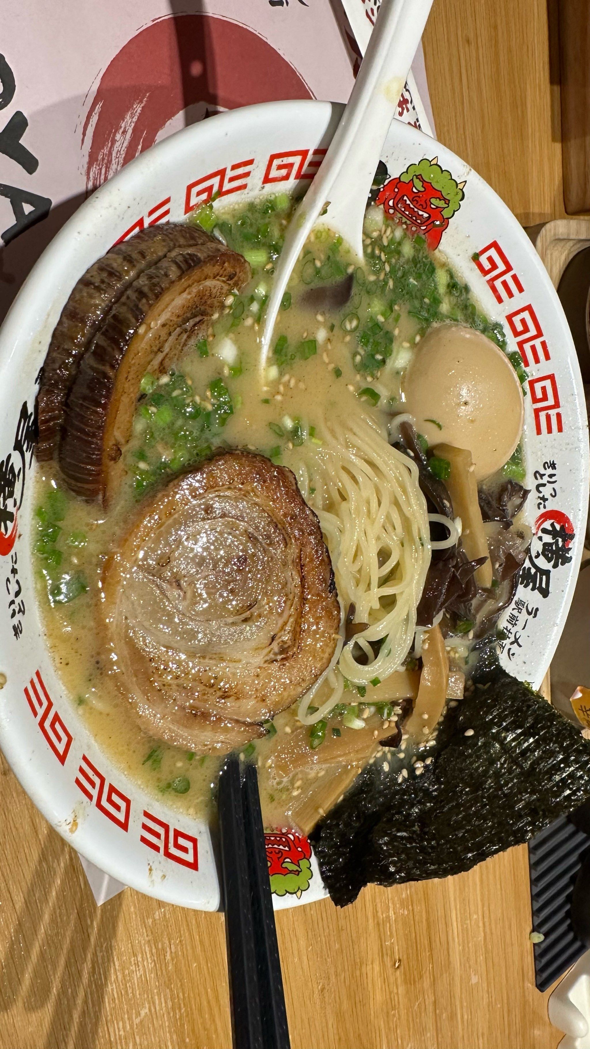 日本拉面的特色(日本拉面的特色是什么?)