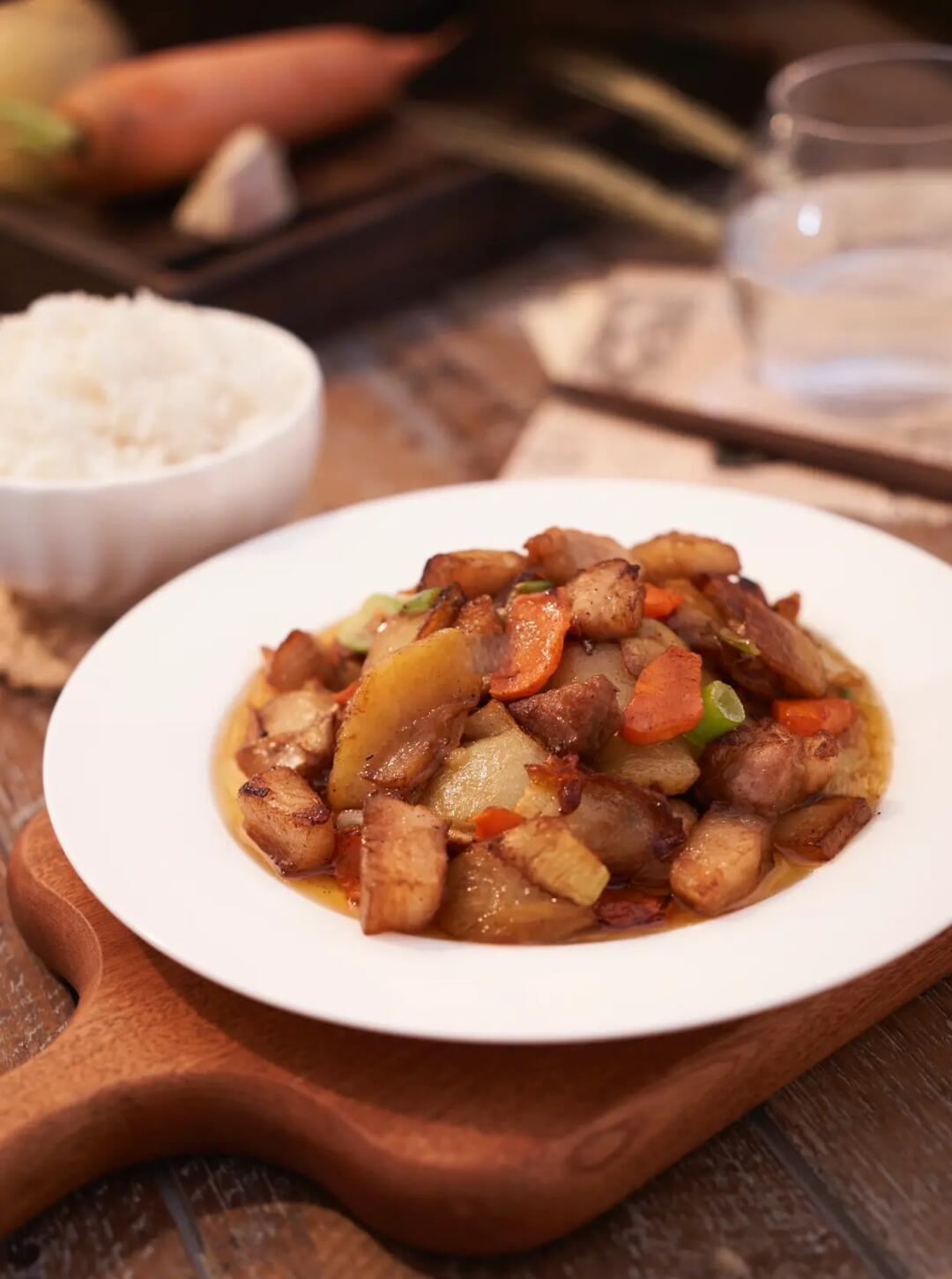 红烧土豆片的特色(红烧土豆片的特色有哪些)