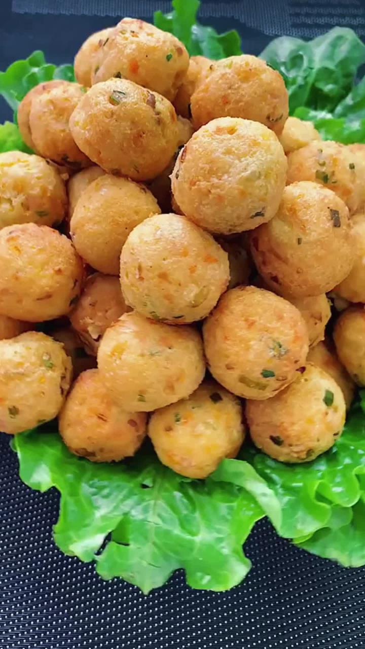 素菜丸子做法大全(素菜丸子怎么炸的外酥里嫩)