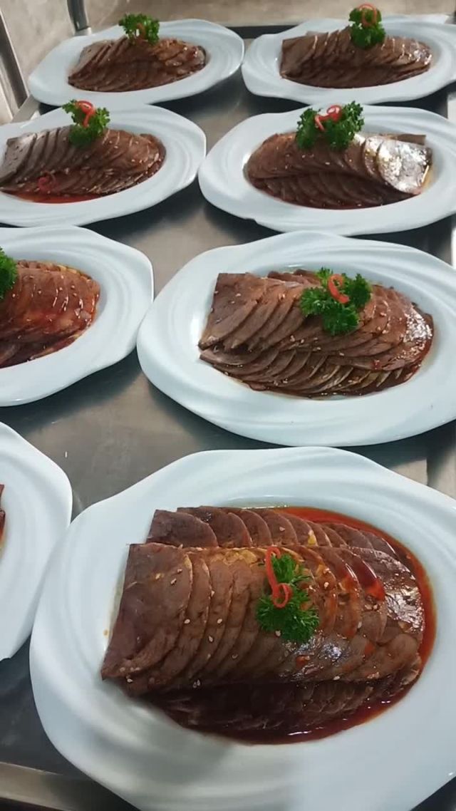 宴席荤凉菜(经典荤凉菜100款)