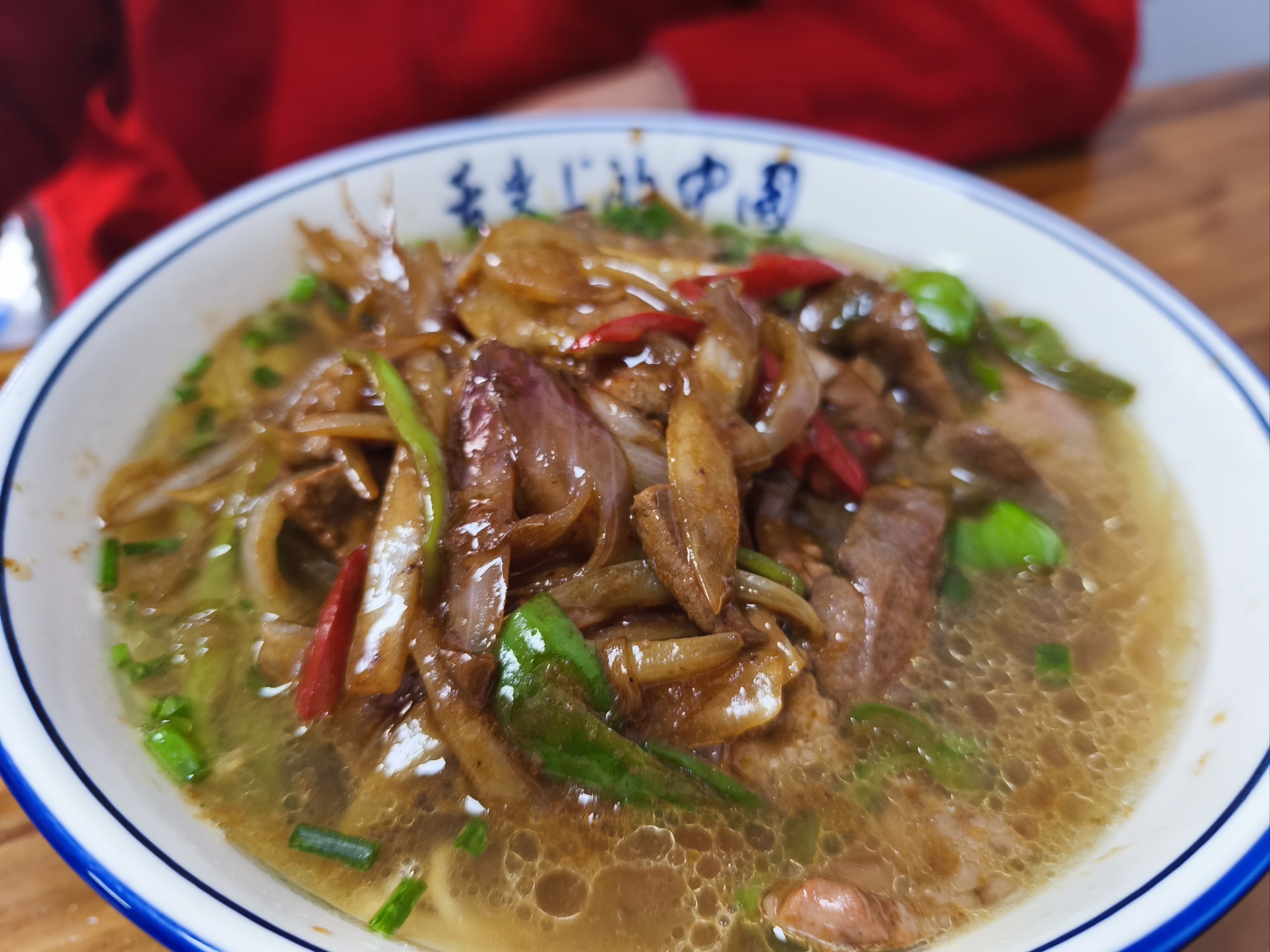 家常汤面浇头(汤面浇头面面馆价格单图片)