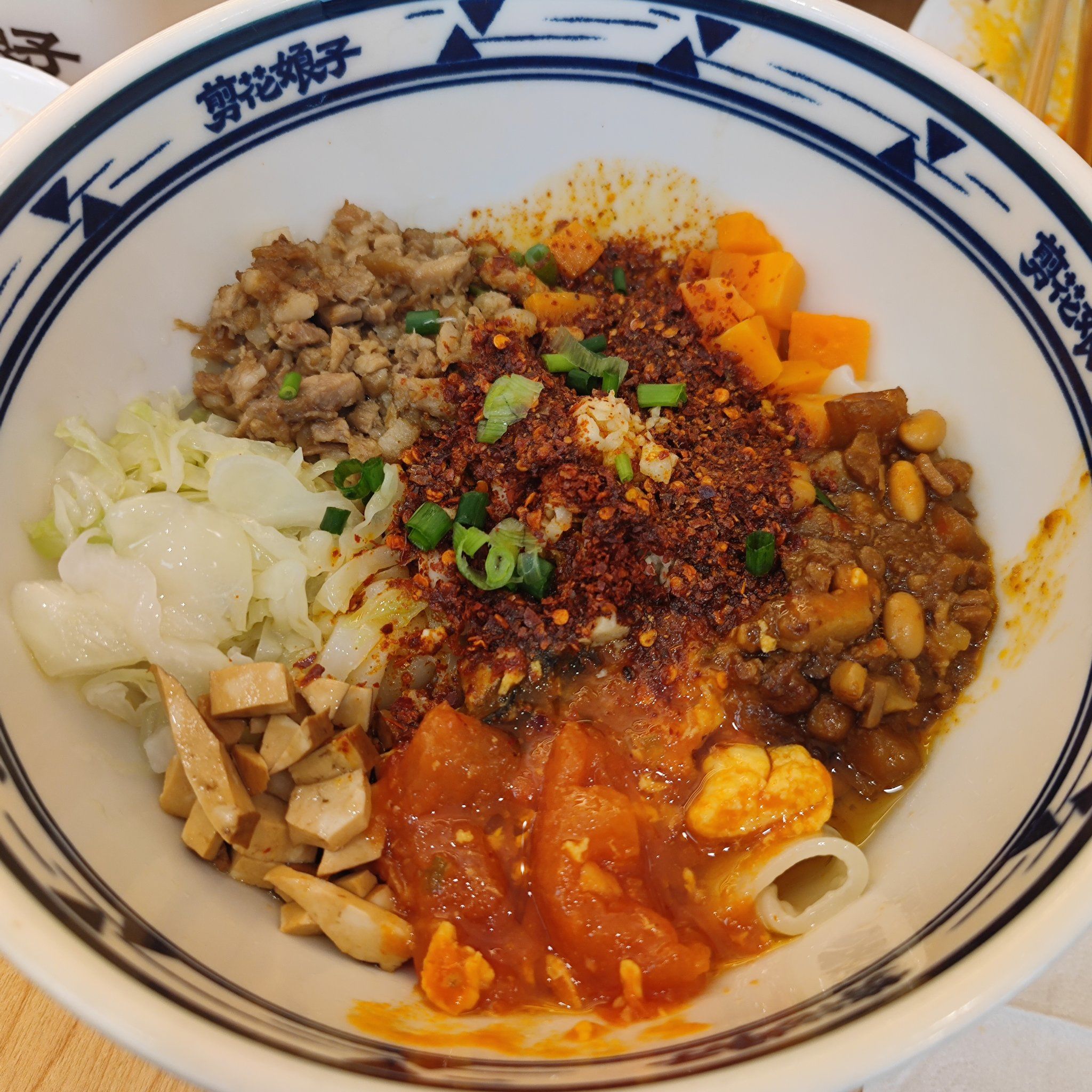 家常汤面浇头(汤面浇头面面馆价格单图片)