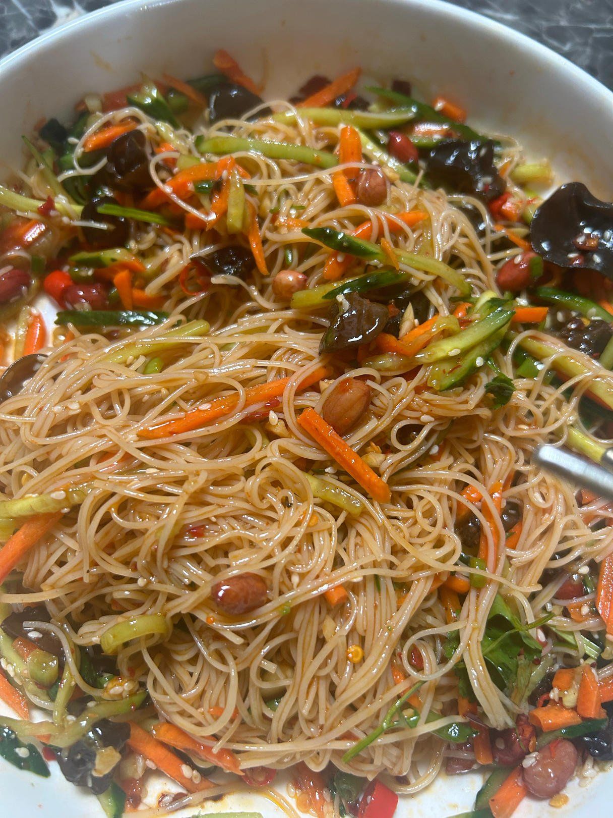 纯粉丝拌凉菜(纯粉丝拌凉菜的做法)