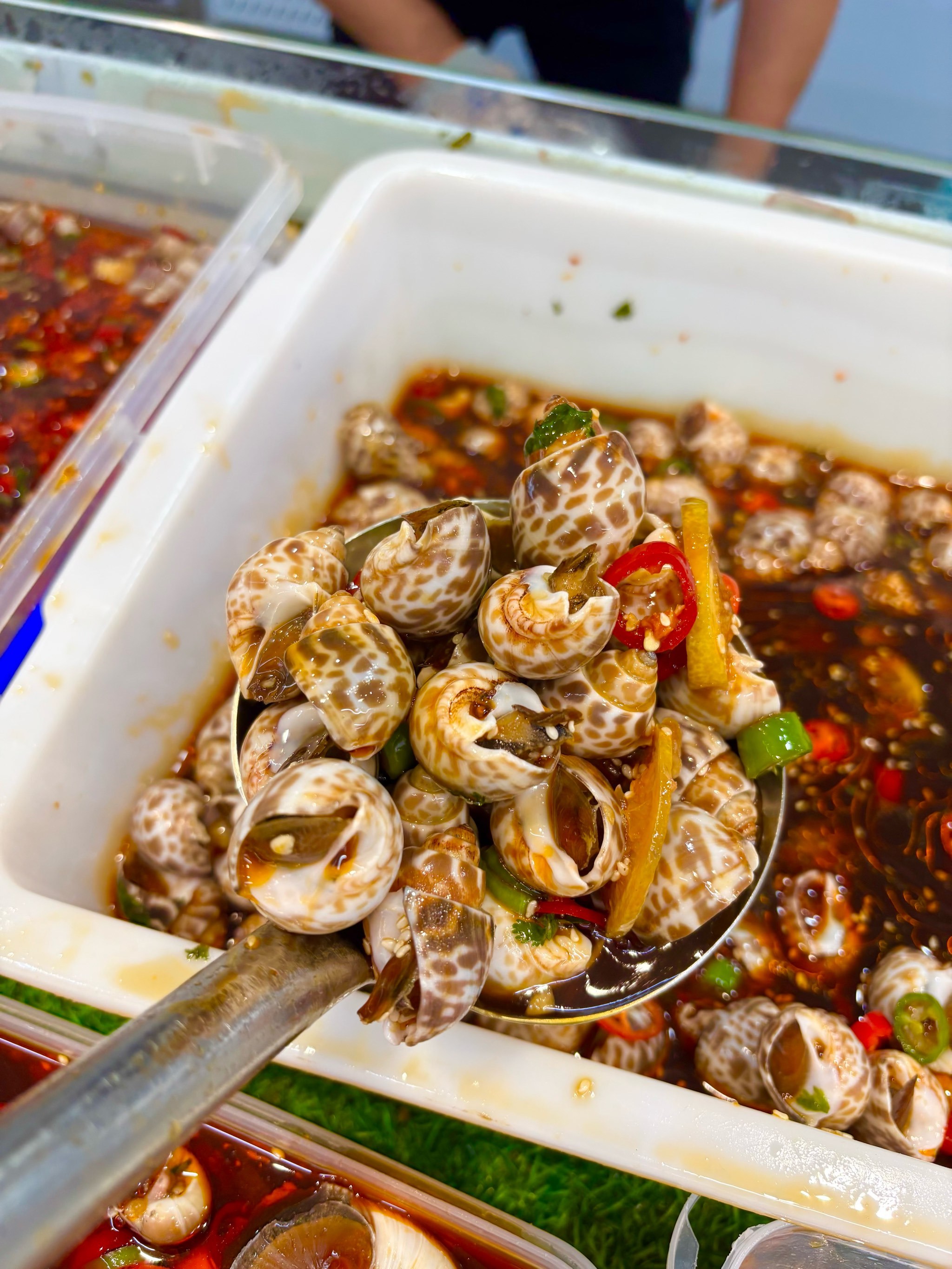 街边海鲜小吃(海鲜小吃大全路边摊)