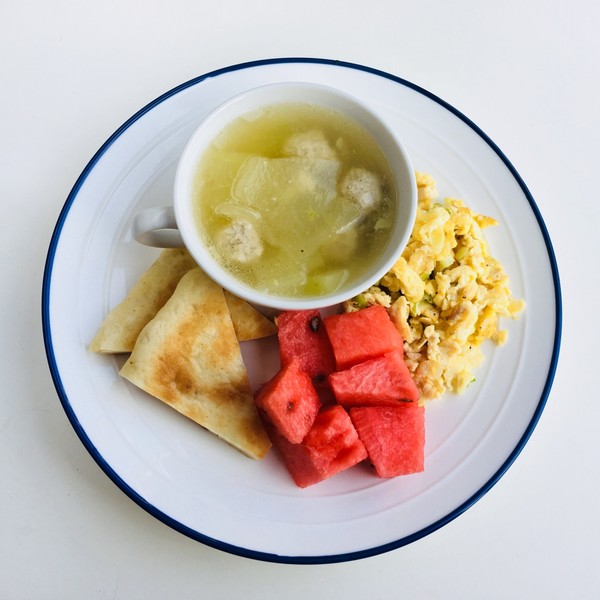 早餐爱心水果(十款爱心早餐简单做法窍门)