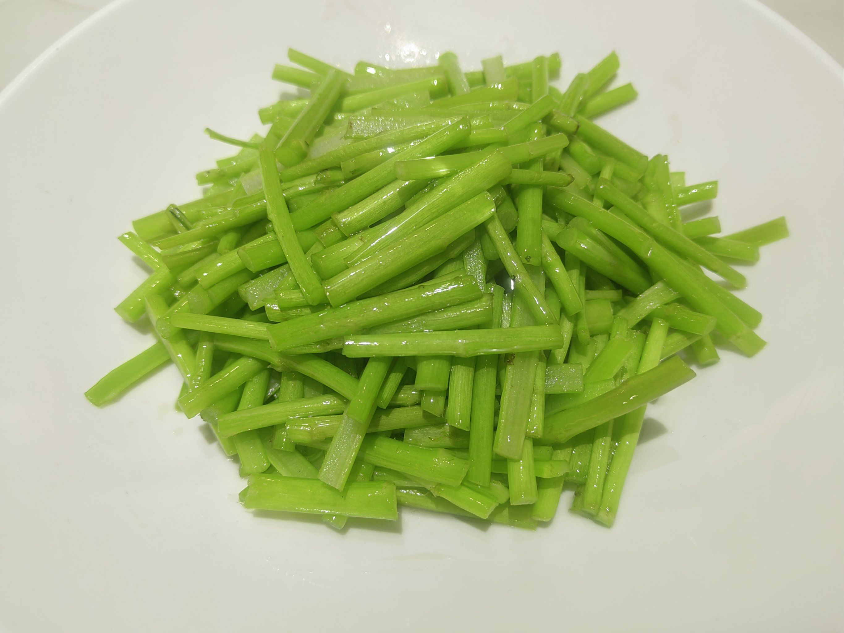 春季凉菜时令菜(春季凉菜时令菜有哪些)