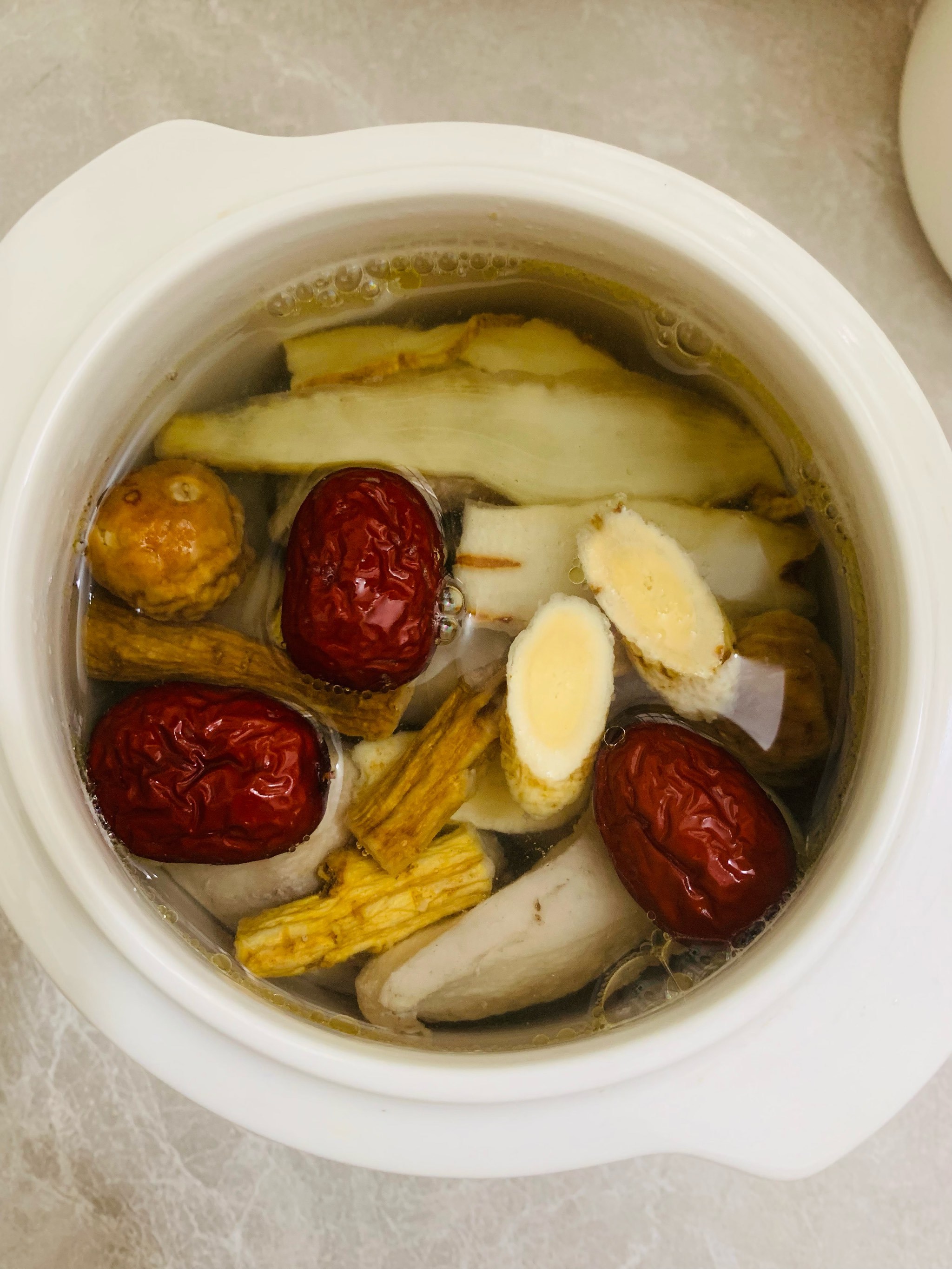 早餐煲汤大全(100种简单早餐汤做法)