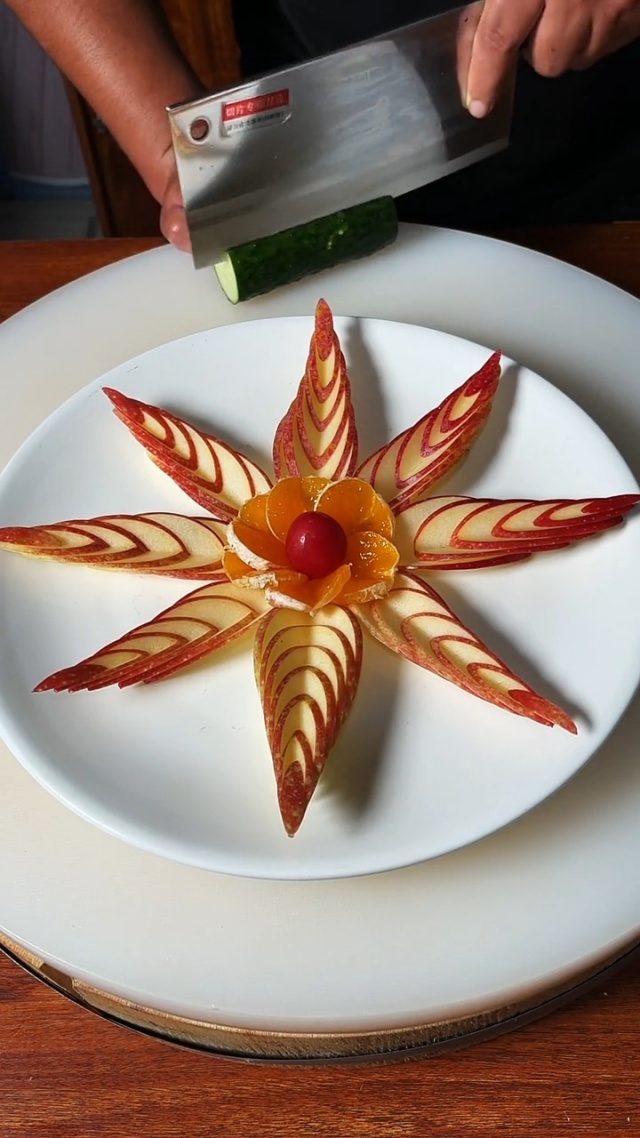 体现刀功有特色的菜(体现刀功有特色的菜有哪些)