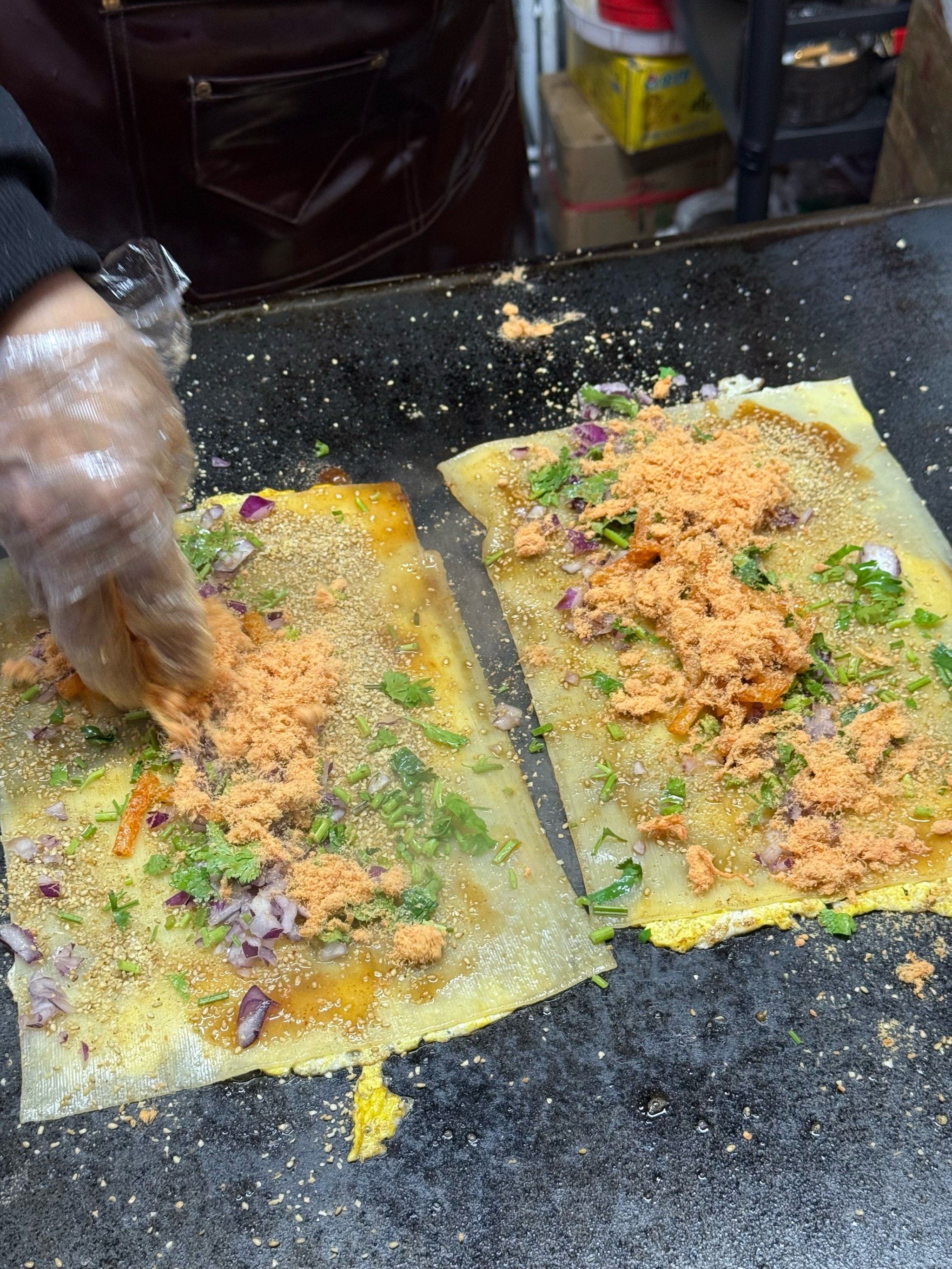 冬季烤冷面小吃(冬季烤冷面小吃图片)