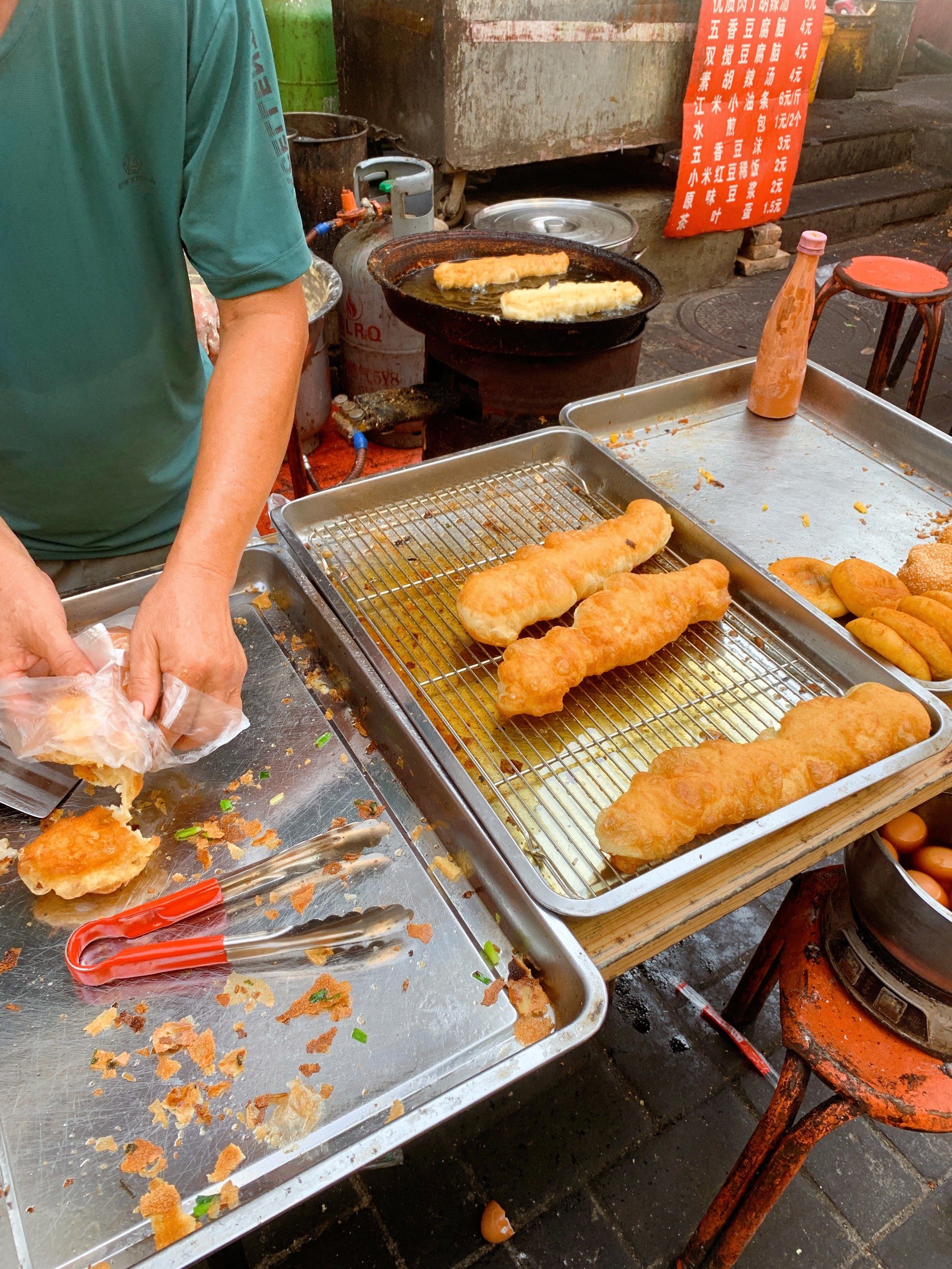 易学好吃的街头小吃(简单易学街头小吃的做法100种)