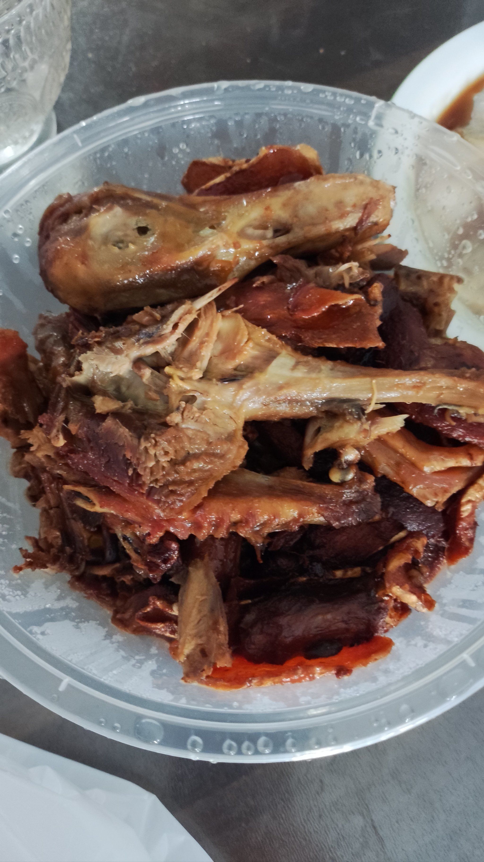 姜母鸭是凉菜吗(姜母鸭是凉性的还是热性的)