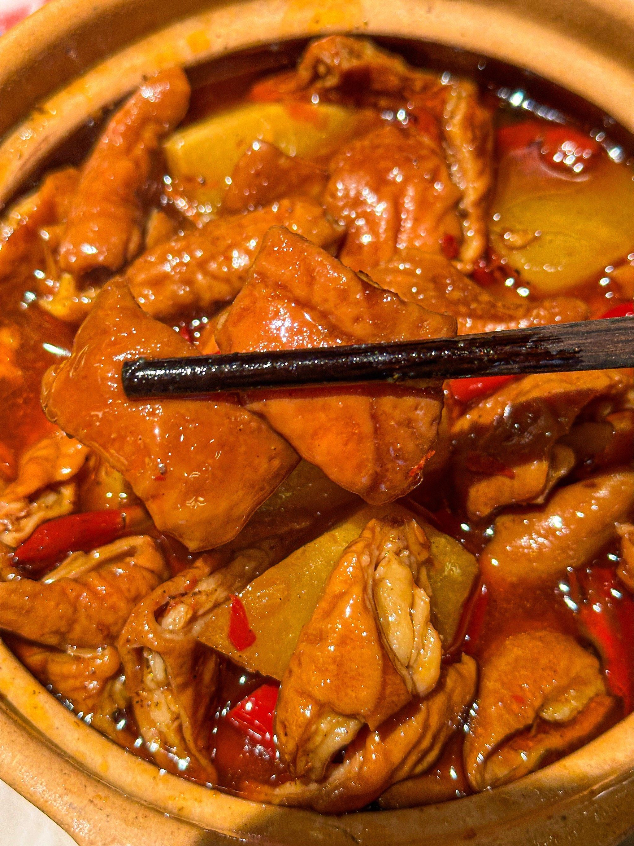 涮肥肠小吃(肥肠火锅介绍)