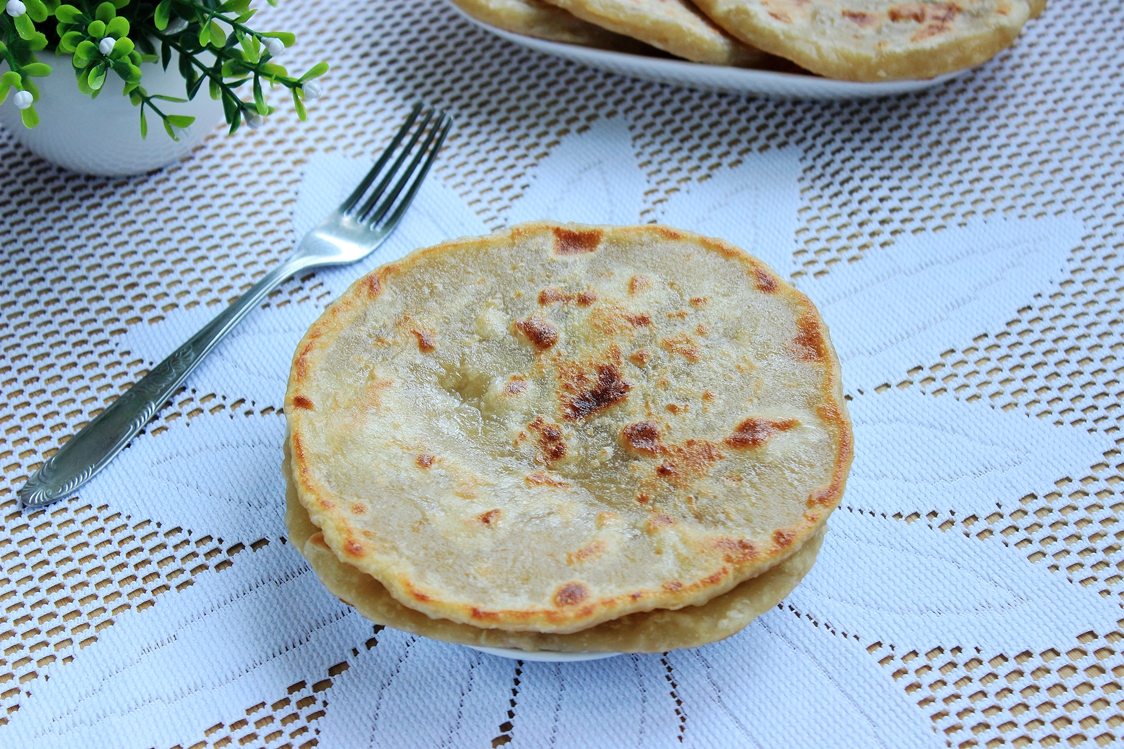烤酒酿饼小吃(烤酒酿饼小吃图片)