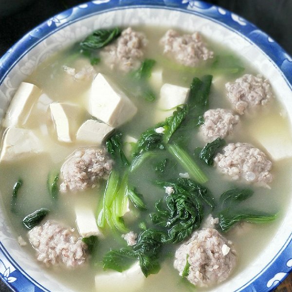 清淡的素菜丸子汤(清淡的素菜丸子汤有哪些)