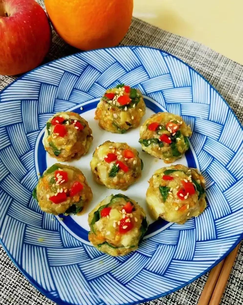 自制素菜丸子怎么做(自制素菜丸子怎么做好吃)