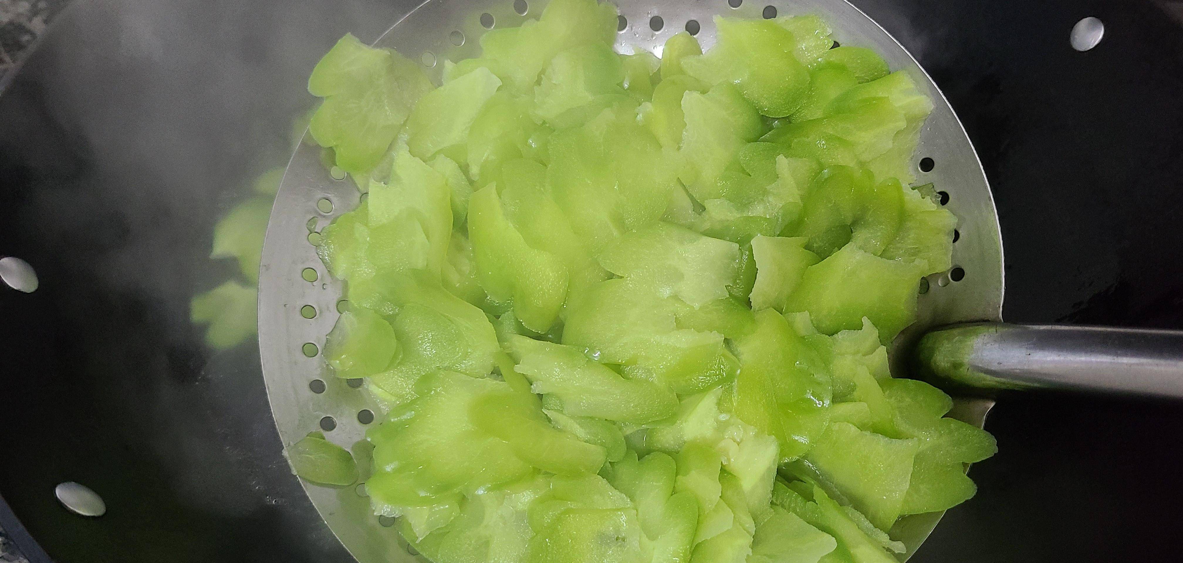 家常苦瓜筒(苦瓜做法二十种的做法)