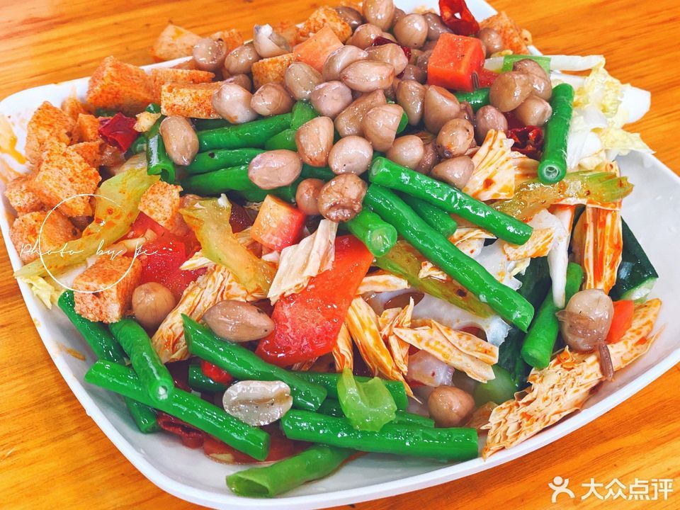 素拼凉菜都用啥菜(素拼凉菜都用啥菜好吃)