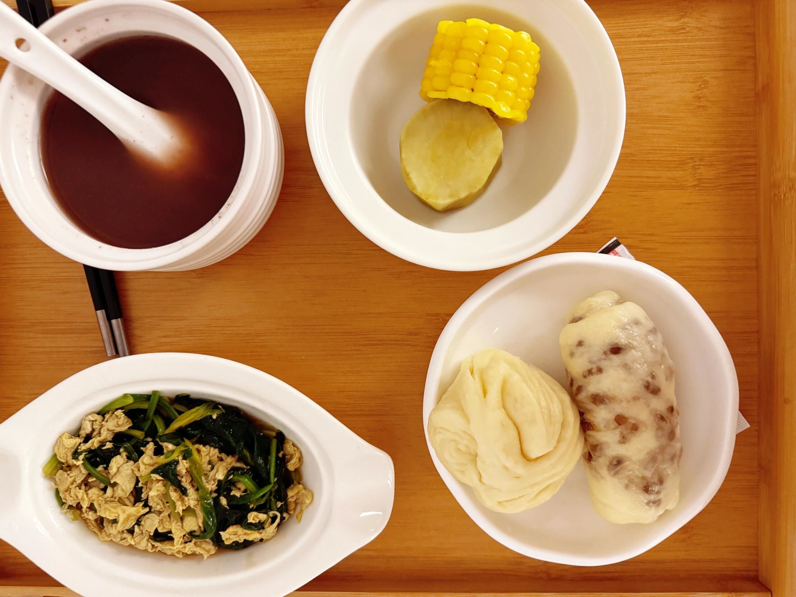 坐月子天天吃凉菜(月子里吃凉菜会怎样)