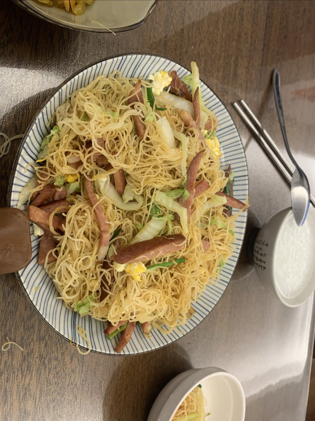 红肠做早餐(做红肠的配方)