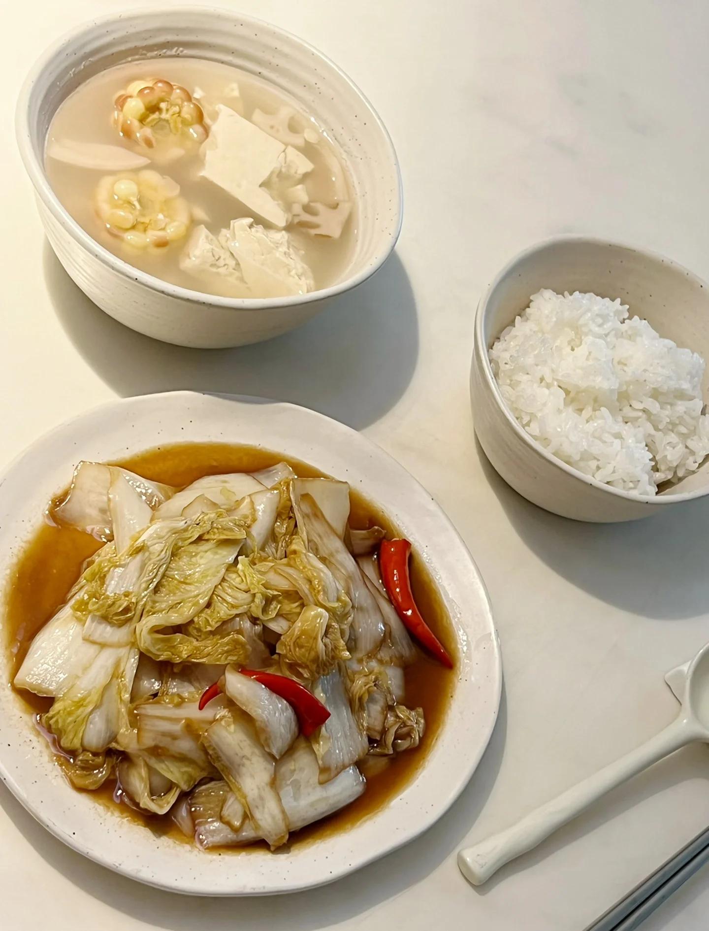 家常炖锅素菜菜谱(家常炖锅素菜菜谱图片)