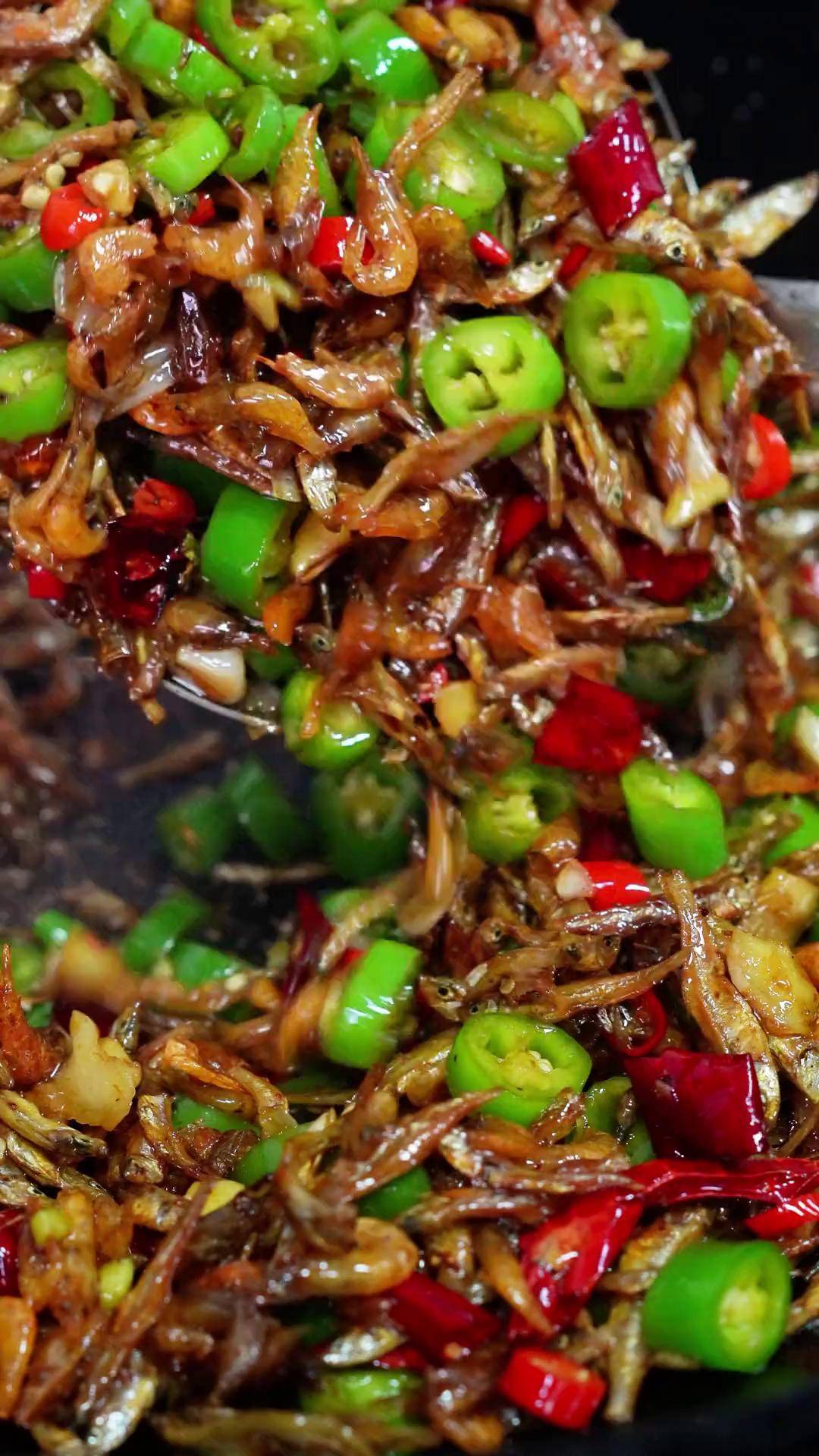 辣椒家常菜(辣椒家常做法美食)