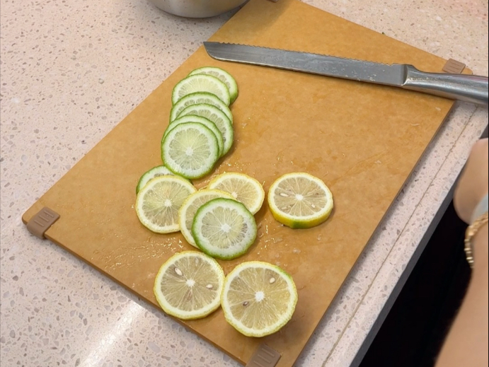 苏打做早餐(鸡蛋苏打水早餐)