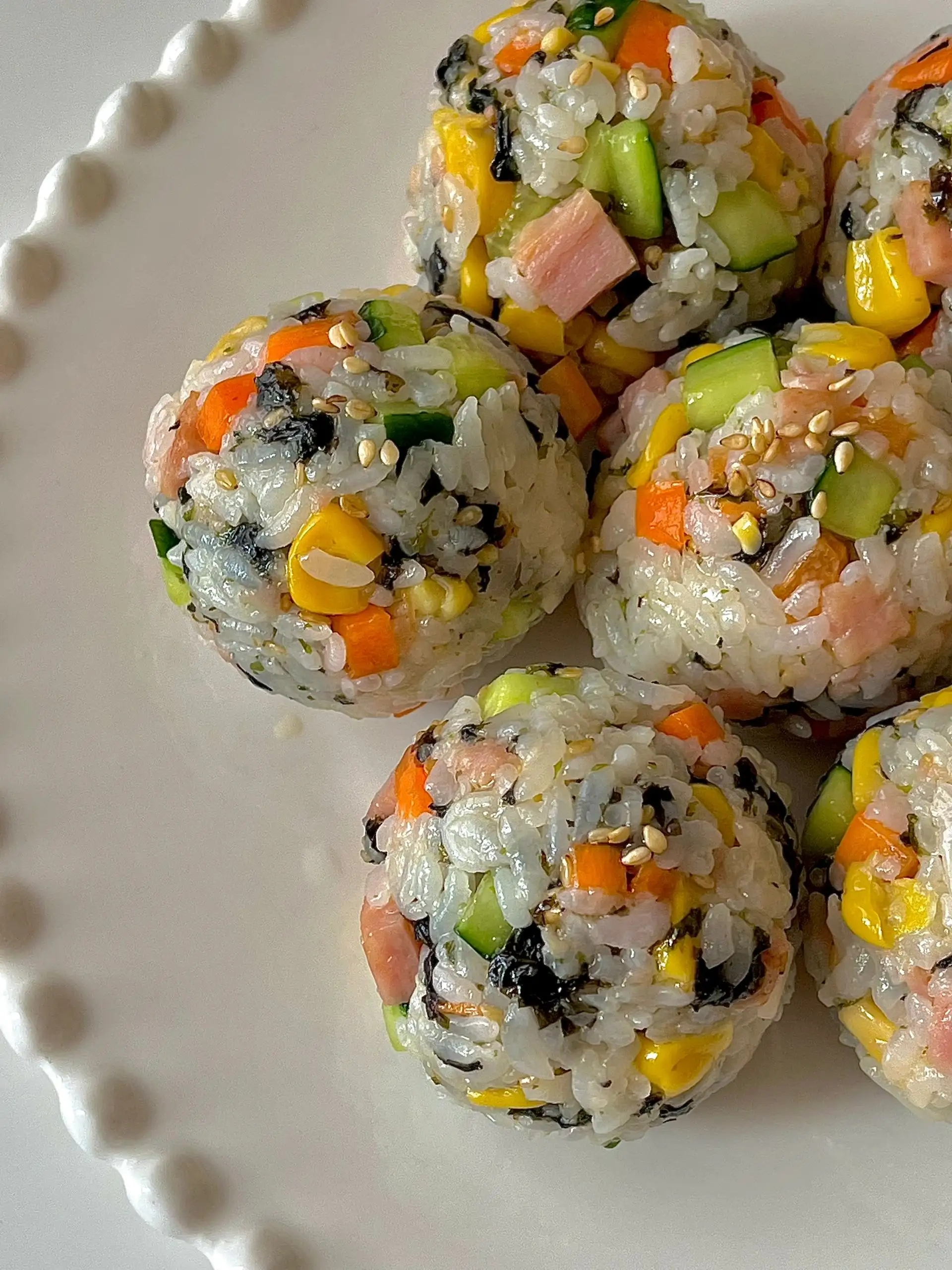 早餐小吃饭团(早餐吃饭团容易变胖吗?)