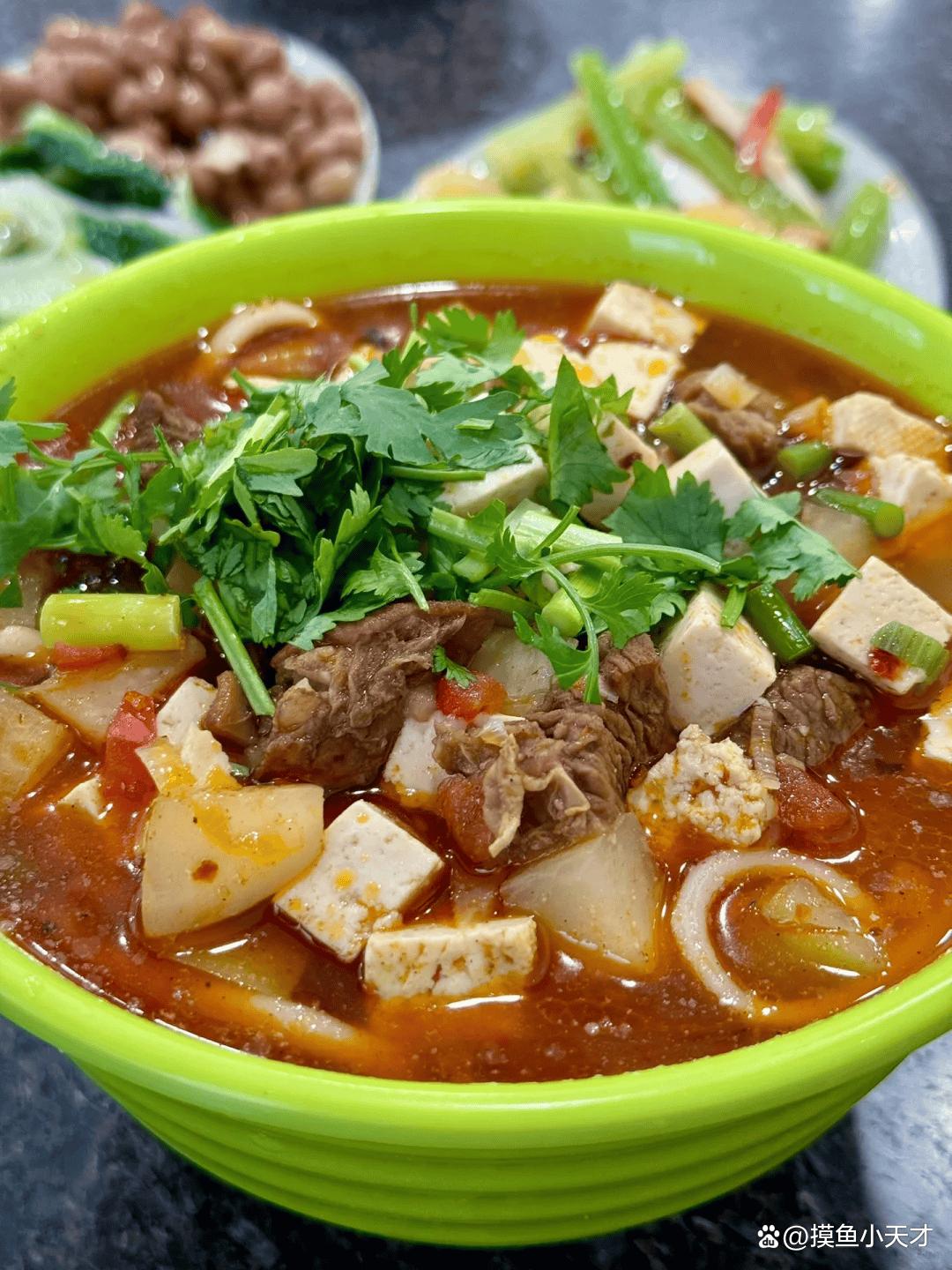 宁夏特色美食有哪些(宁夏特色美食有哪些?)