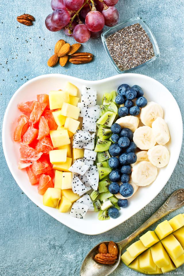 家常水果沙拉图片(水果沙拉做法简单漂亮又好吃) 家常水果沙拉图片(水果沙拉做法简单漂亮又好吃)