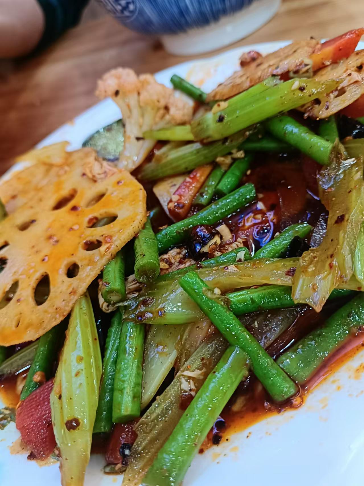 素拼凉菜有哪些(素拼凉菜怎么调好吃) 素拼凉菜有哪些(素拼凉菜怎么调好吃)