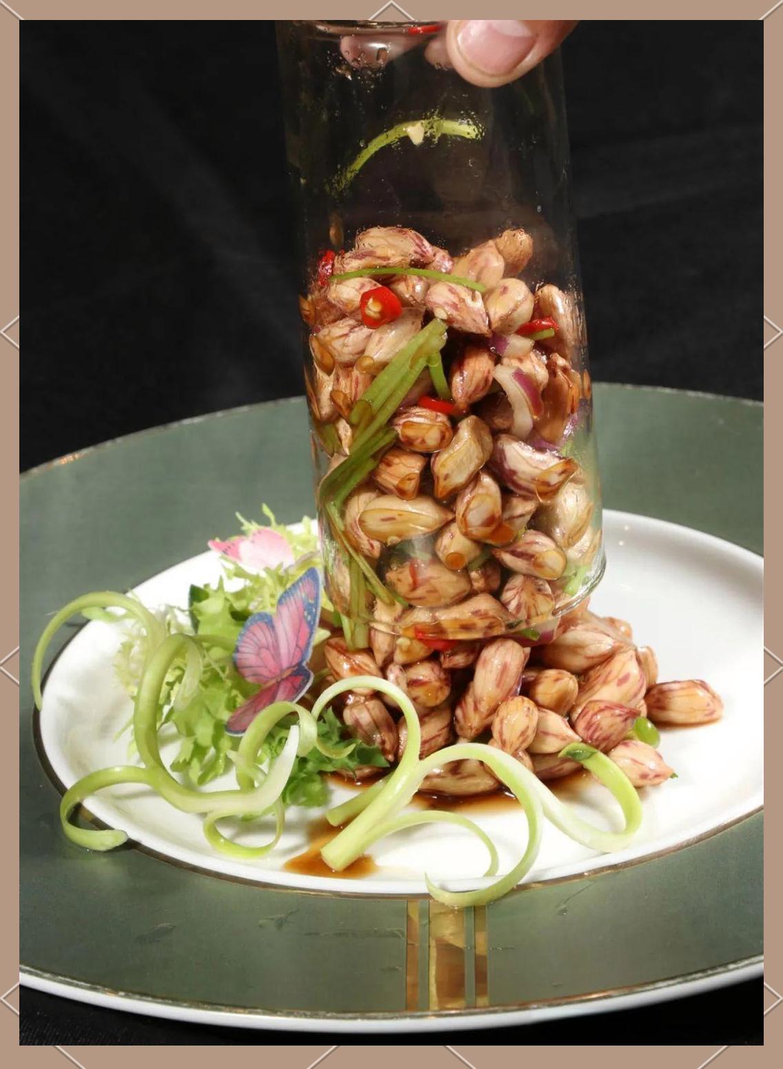 凉菜泡花生(花生米做凉菜用冷水泡还是热水)