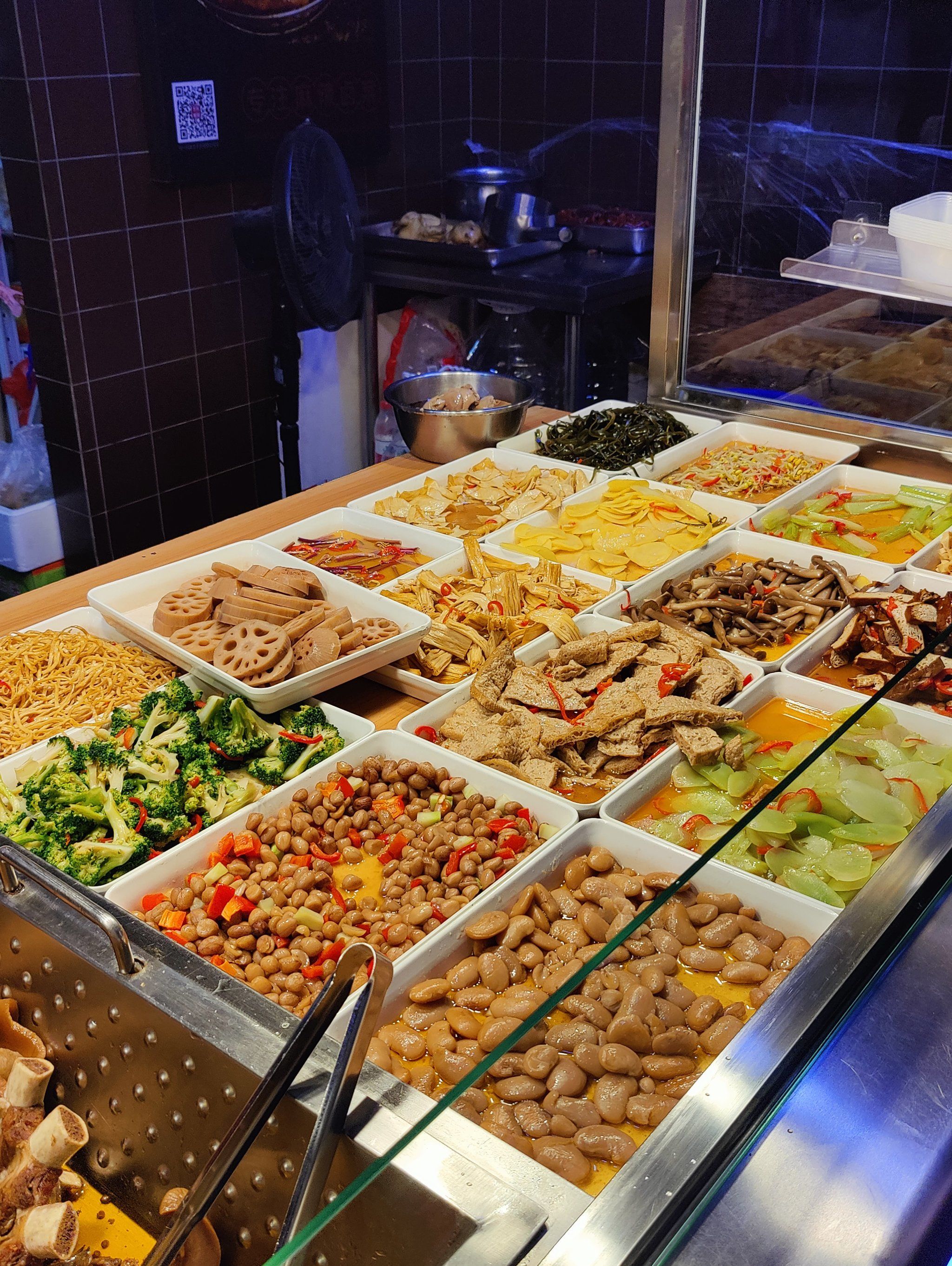 卤味鸭货素菜图片(卤鸭货的素菜都有哪些)