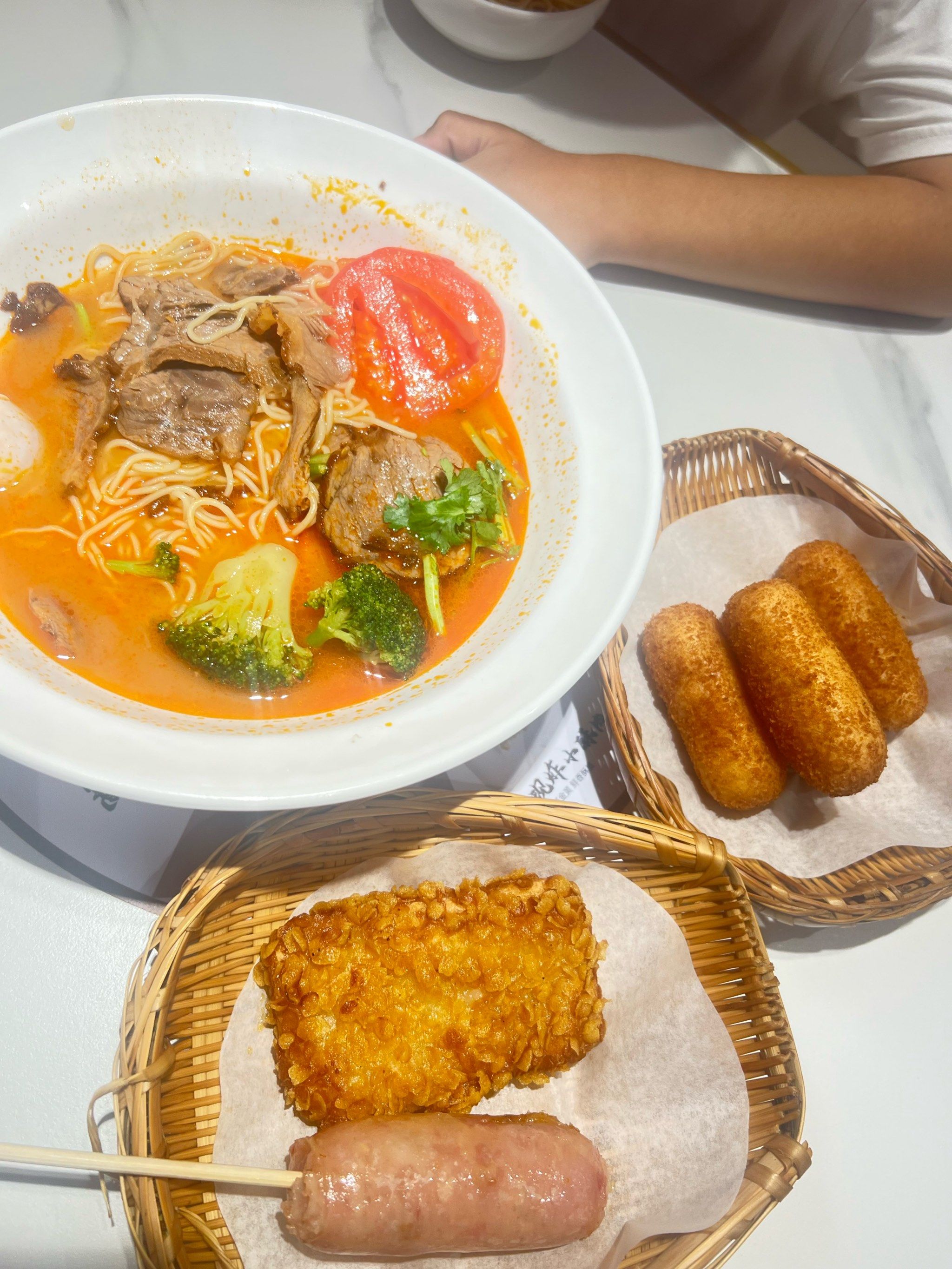 好人民间小吃番茄肥牛(最火的小吃生意街边小吃)