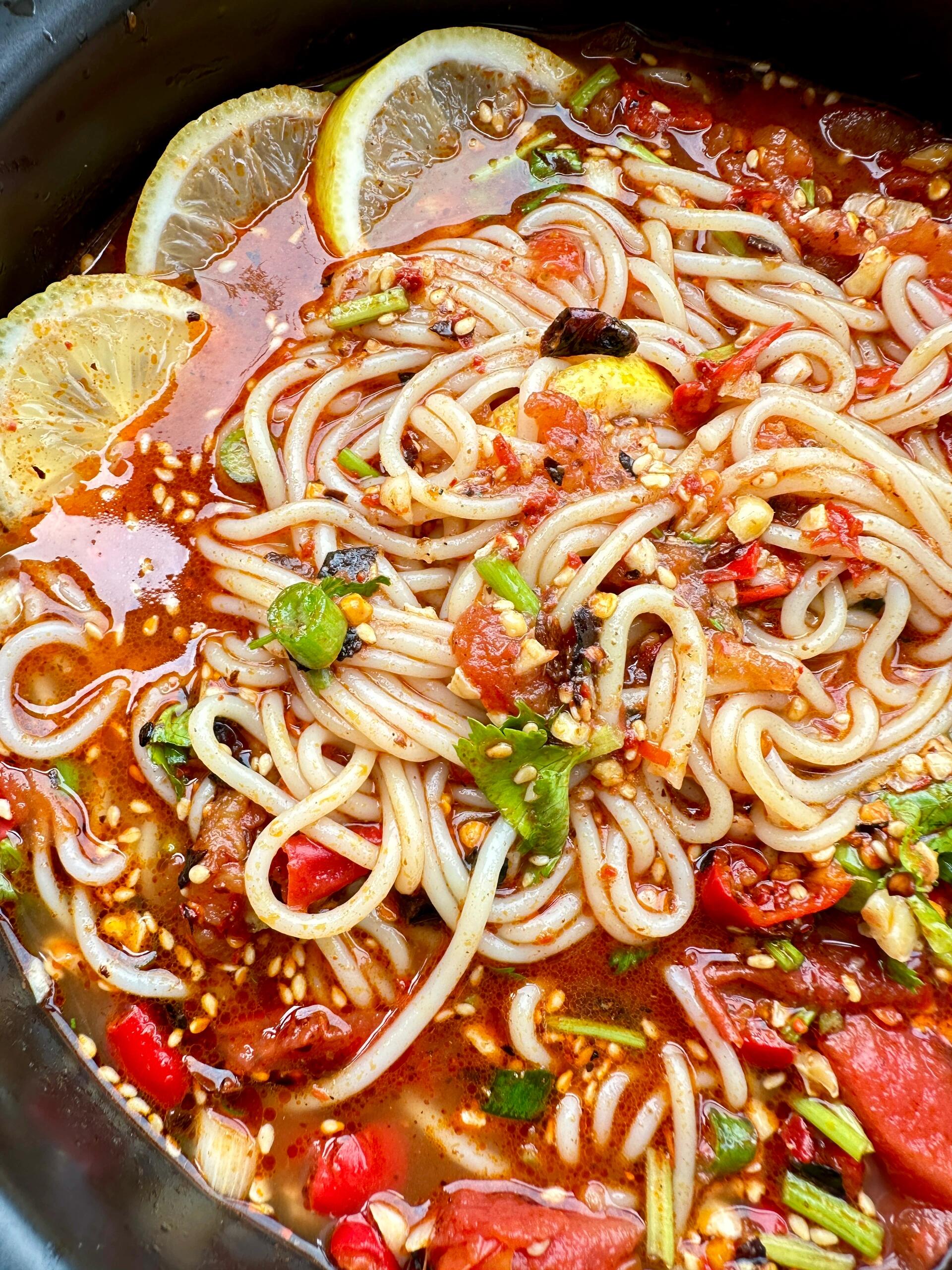 云南米线凉菜的做法(云南米线凉菜的做法大全)