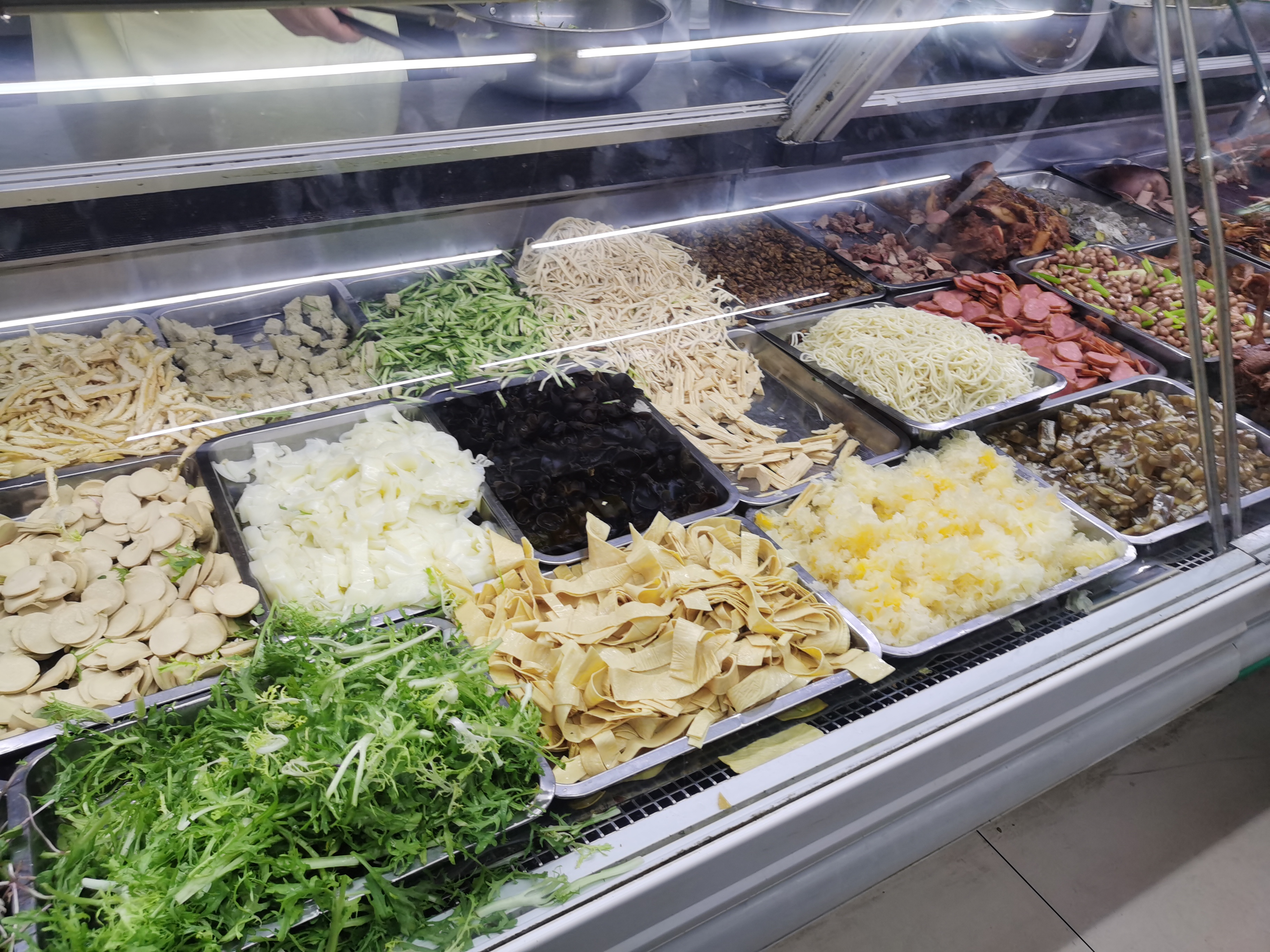 超市卖得杂拌凉菜(超市卖的凉拌菜热量高吗) 超市卖得杂拌凉菜(超市卖的凉拌菜热量高吗)