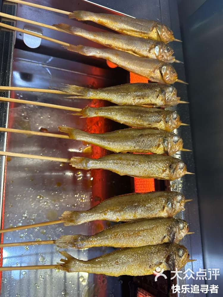 小吃摆摊炸黄鱼(小吃摆摊炸黄鱼的做法) 小吃摆摊炸黄鱼(小吃摆摊炸黄鱼的做法)